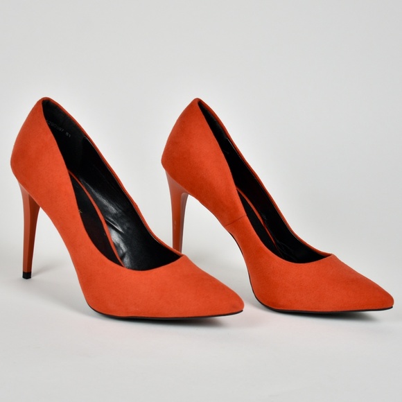 Red Heels SZ38 - Picture 2 of 7